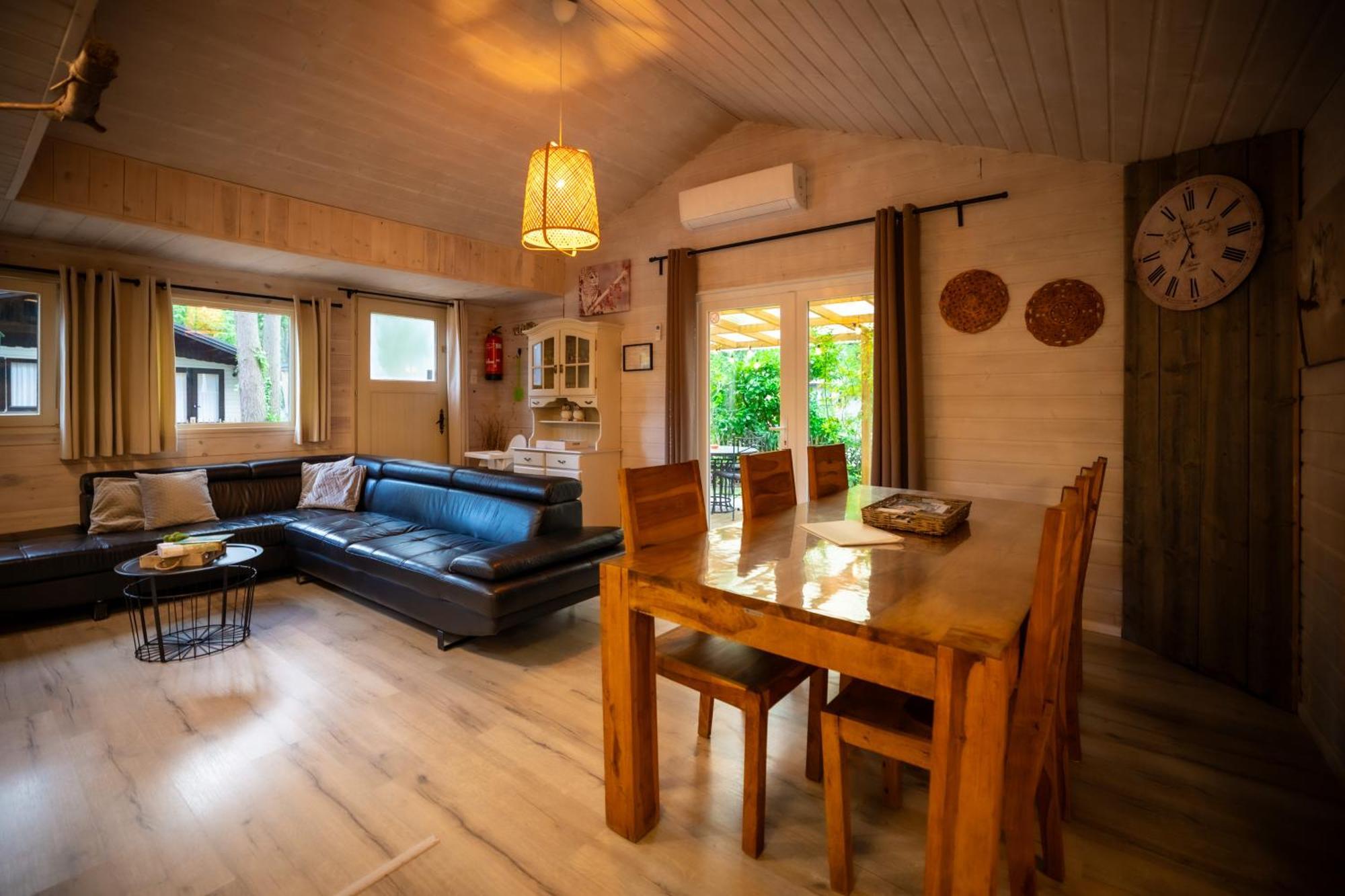 Chalet De Bosuil Zutendaal Exterior foto